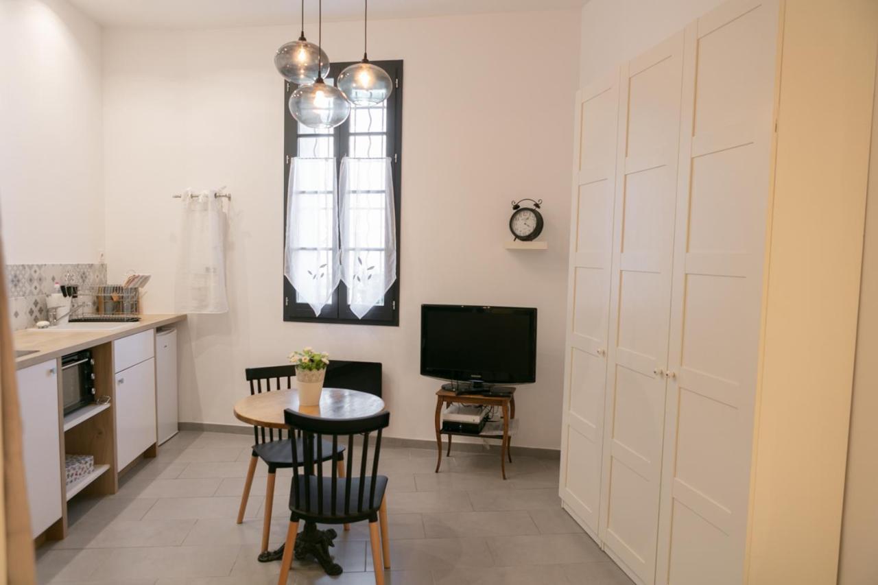 איל-סור-לה-סורג Studio Vaucluse Clovis מראה חיצוני תמונה